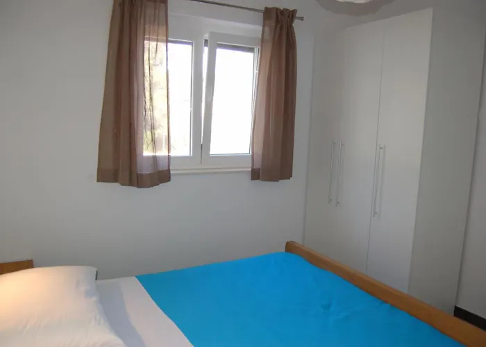 Gorgonia Suites In Verunic
