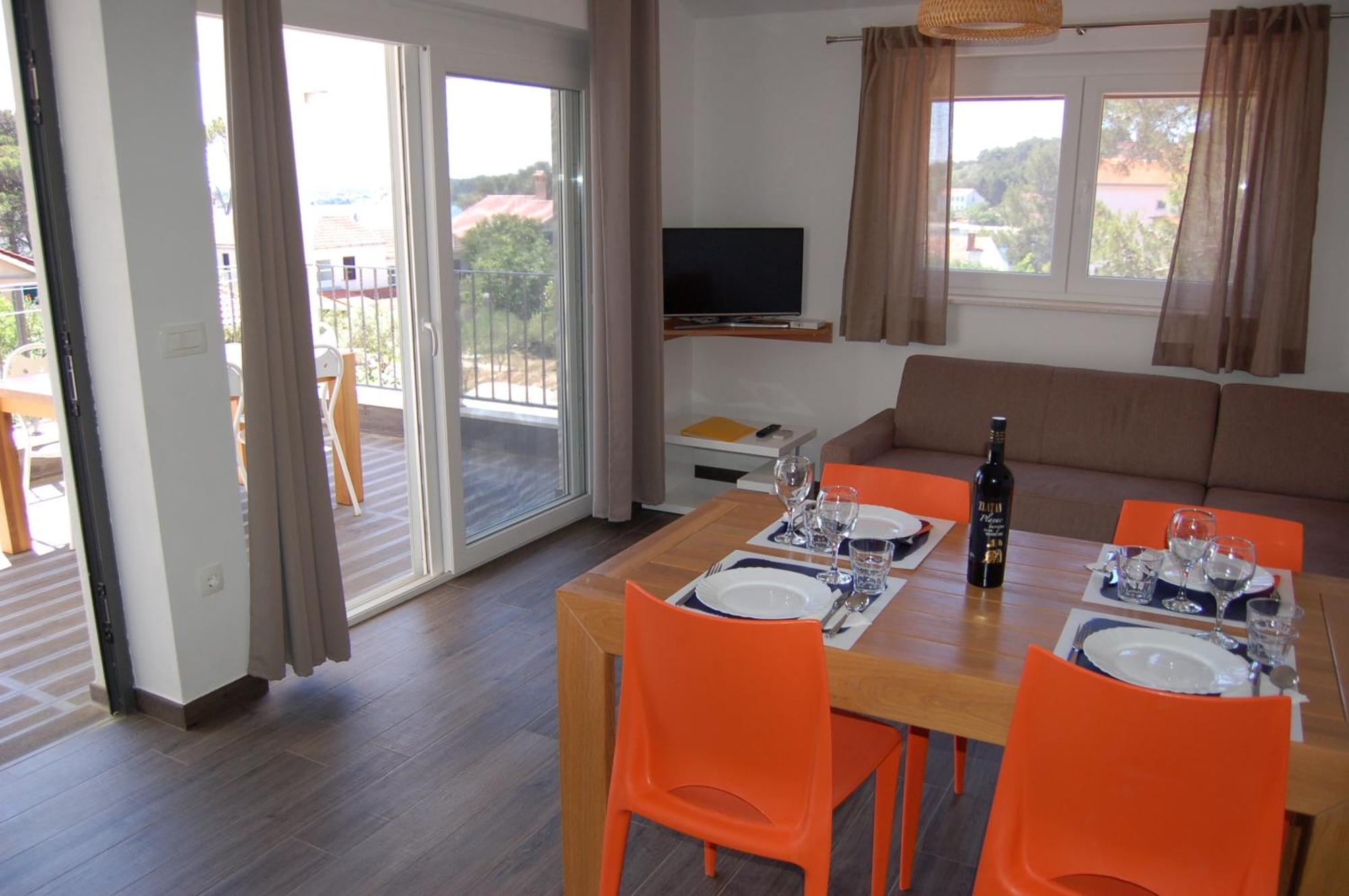 Gorgonia Suites In Verunic Apartment *