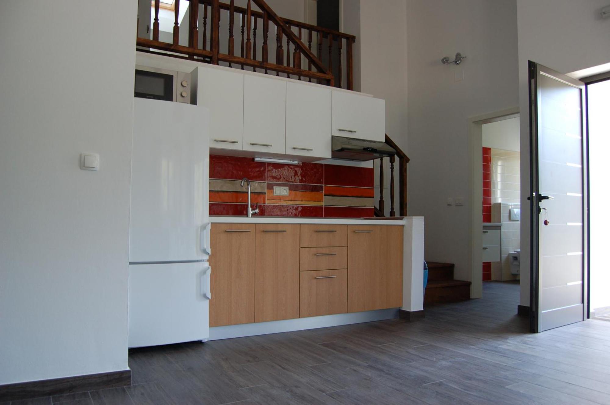 Gorgonia Suites In Verunic Apartment