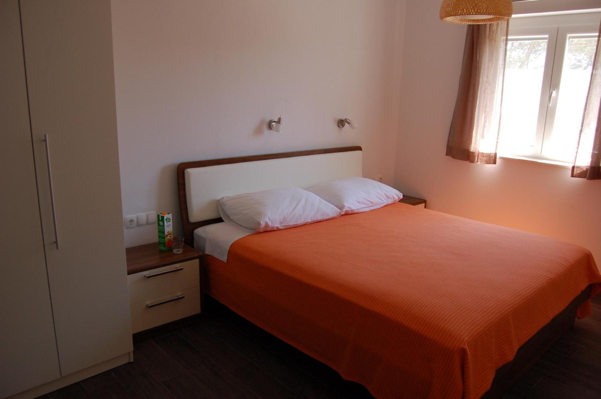 Gorgonia Suites In Verunic Verunic