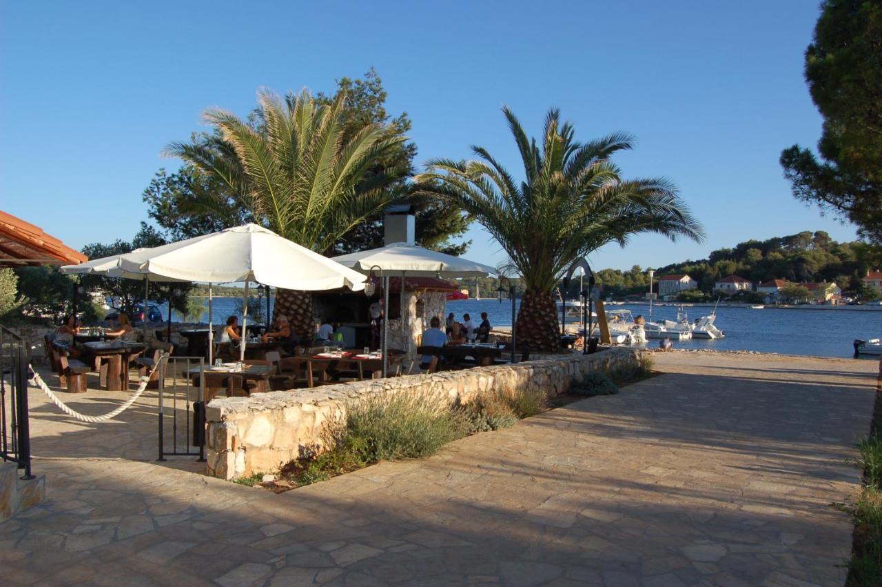 Gorgonia Suites In Verunic * Verunic